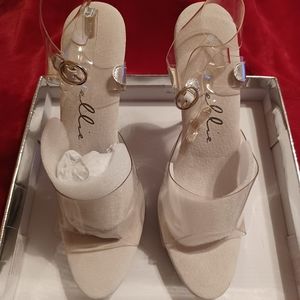 BNIB Ellie M-Brook Platform Sandal